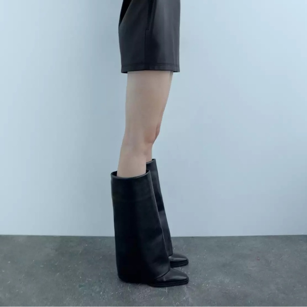 Black Heeled Gaiter Boots